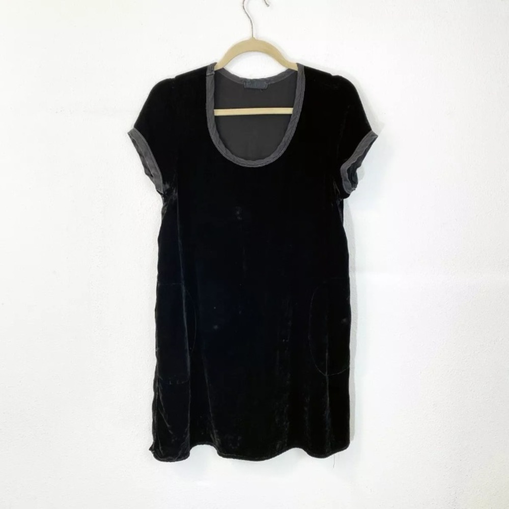 CP Shades Elodie Velvet Dress